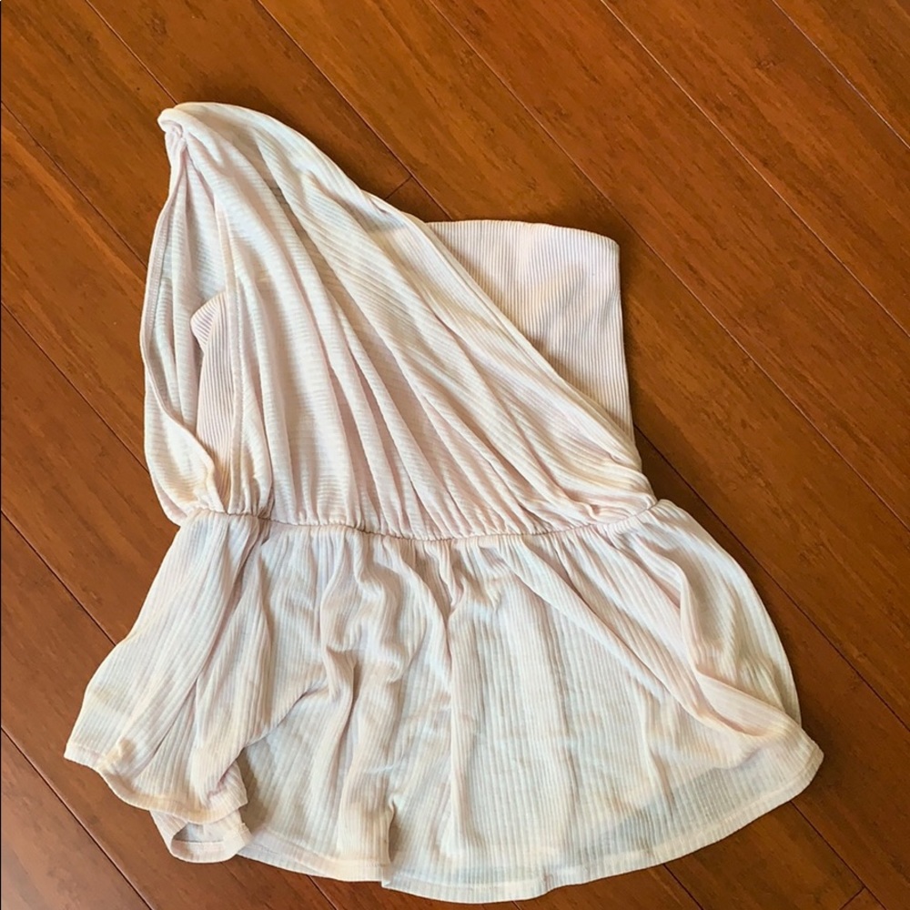 Free People one shoulder party shirt!